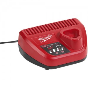 Зарядное устройство М12 В 2-6 А Li-ion C12 C Milwaukee 4932352000